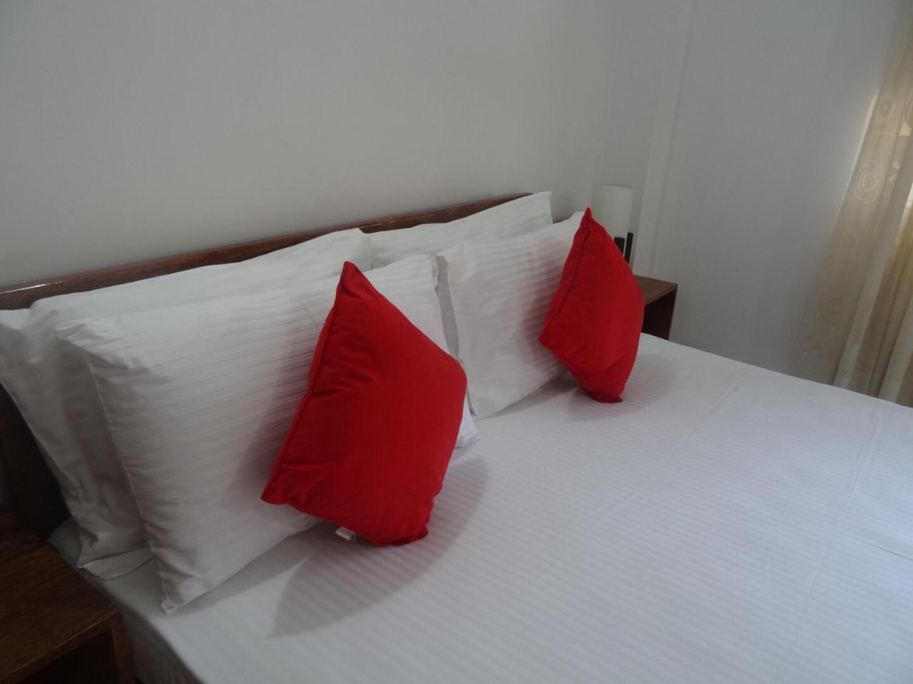Amssler Beach Stay Kalutara Eksteriør bilde